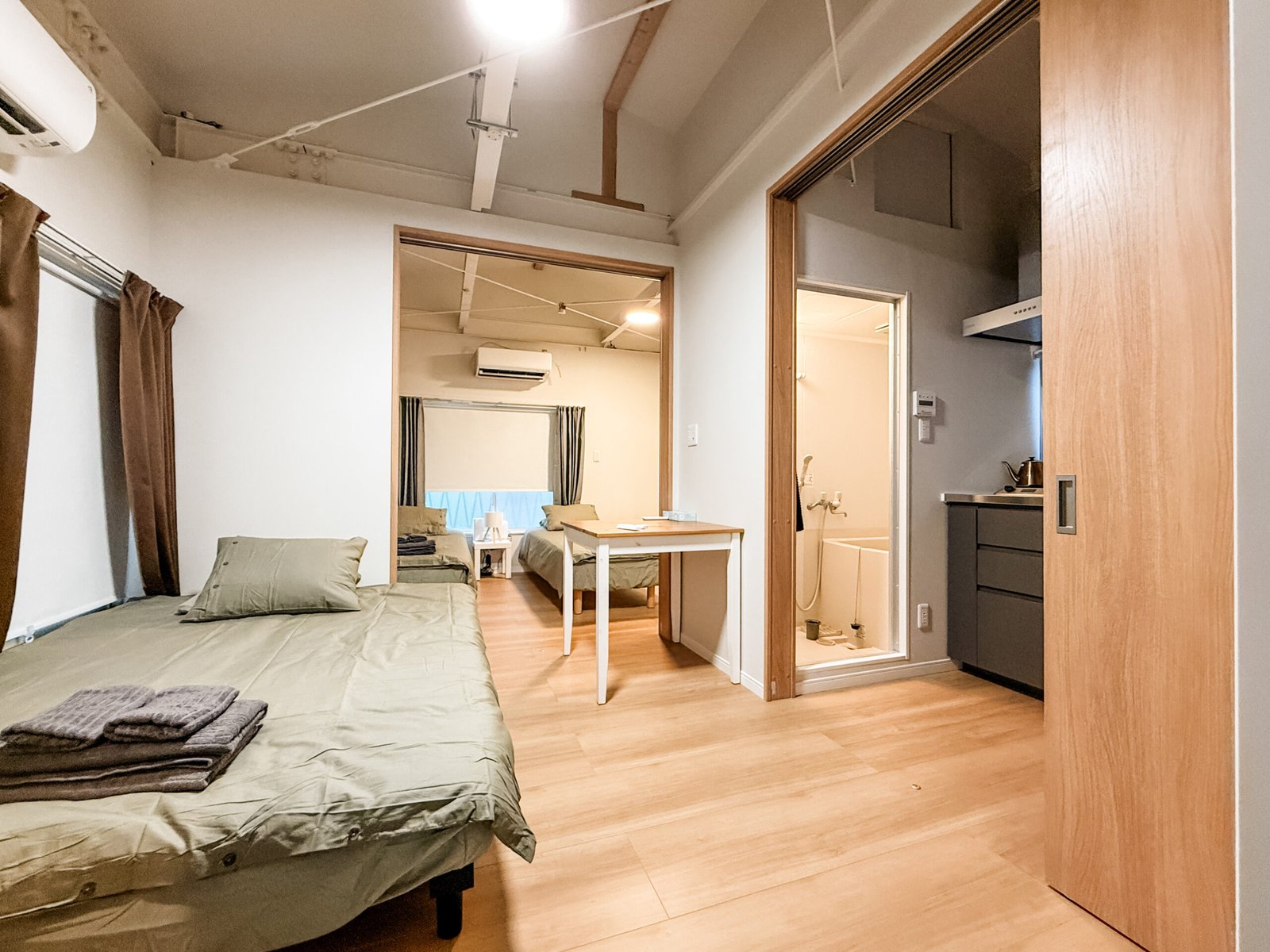 Bee House Higashi Nakano second floor